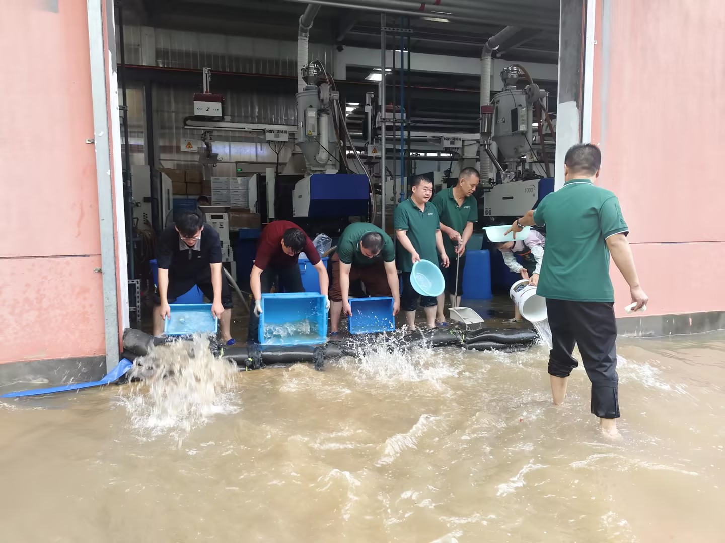 风雨同舟｜Linsky Fights Typhoon, Speeding Up Recovery